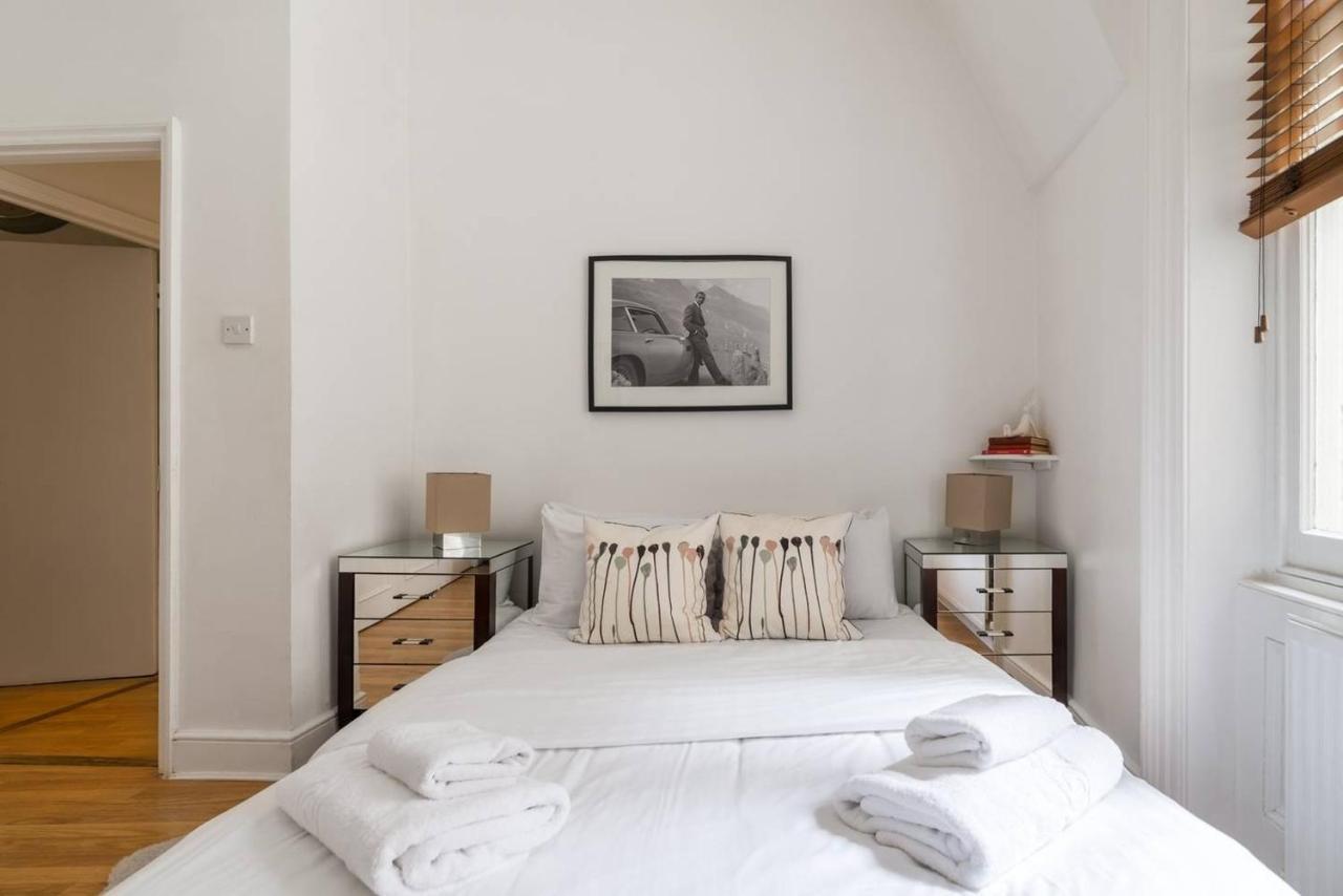2Br Spacious Flat In West Kensington Fits 6! London Exterior foto